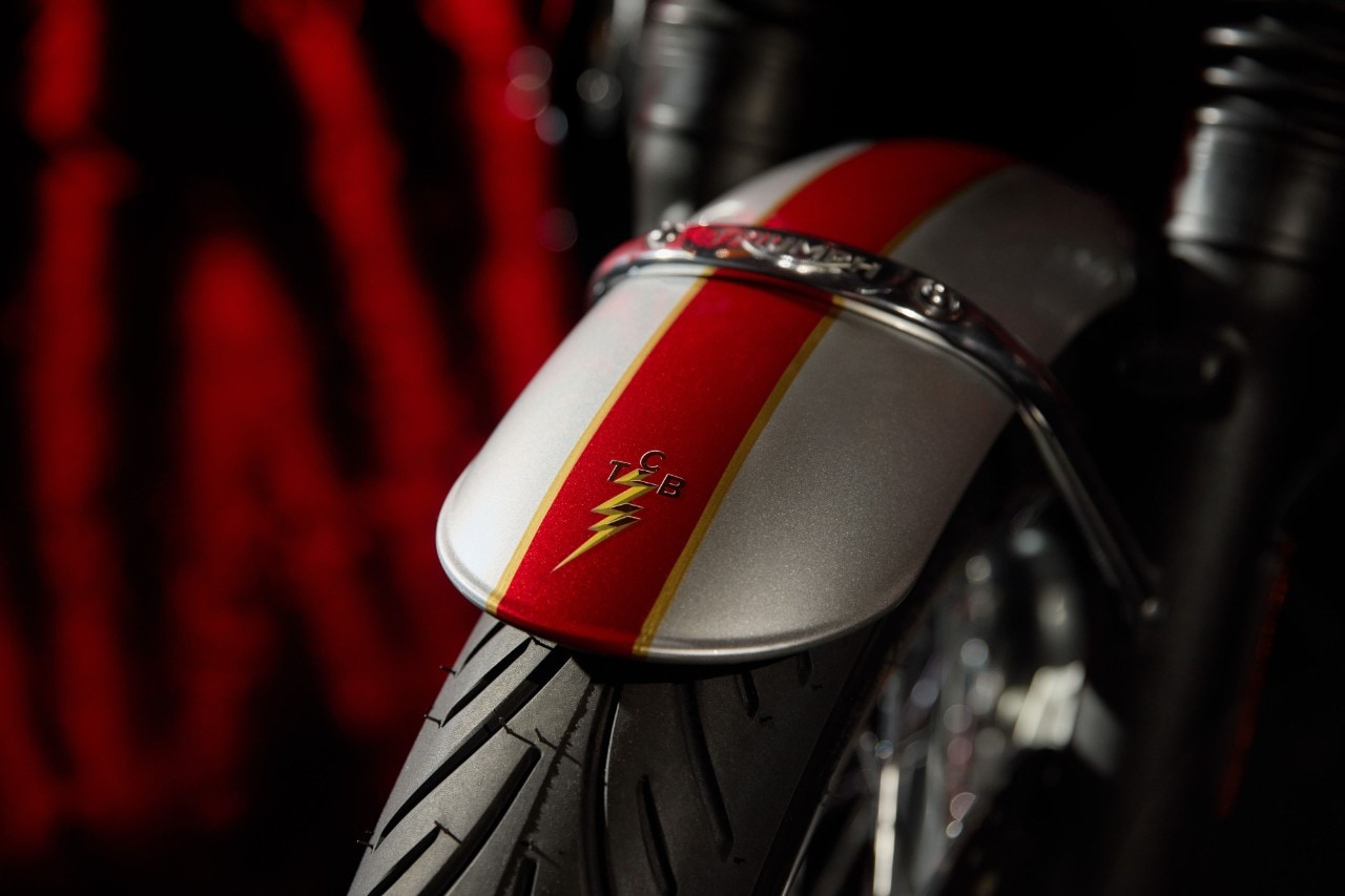 Triumph Bonneville T120 Elvis: la serie limitata dedicata al Re del rock